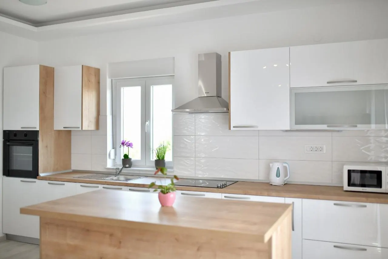 Apartmani J&M Sukošan Apartmán